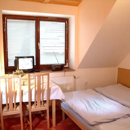 Studia Luka - Centrum Terchovej Терхова