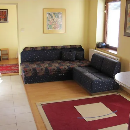 Studia Luka - Centrum Terchovej *