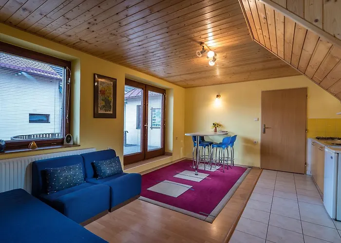 ホームステイ Studia Luka - Centrum Terchovej